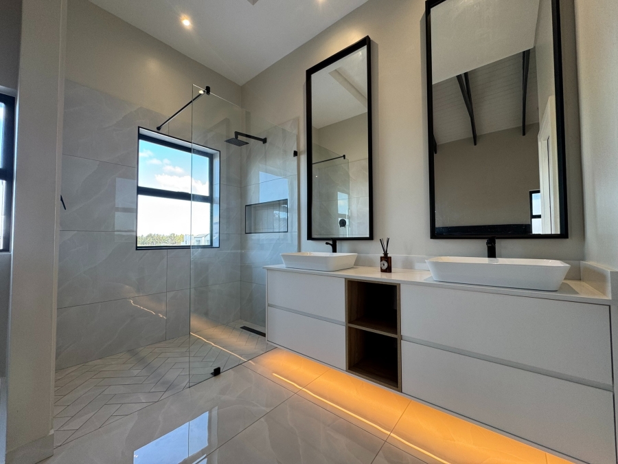 3 Bedroom Property for Sale in Sandown Western Cape